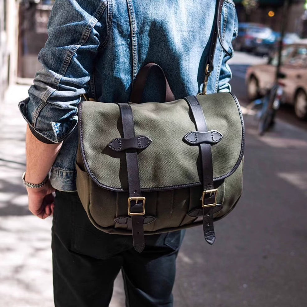 WAXED CANVAS SHOULDER BAG WISSON - Protect and Ride