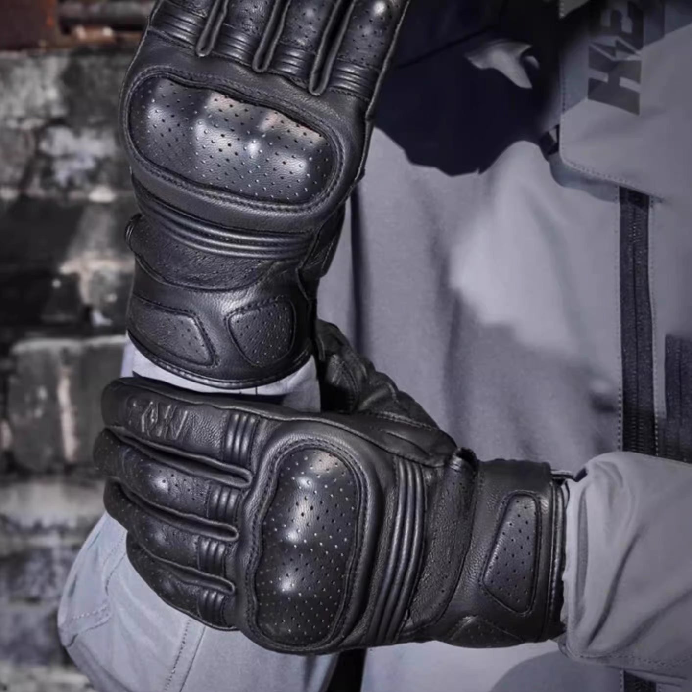 CARBON SHEEPSKIN RIDING GLOVES VEEP - Protect and Ride